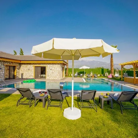 Diamond Villa