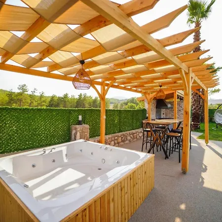 Diamond Villa