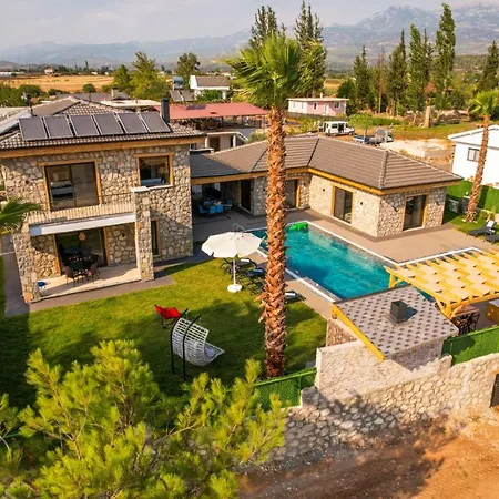 Diamond Villa *